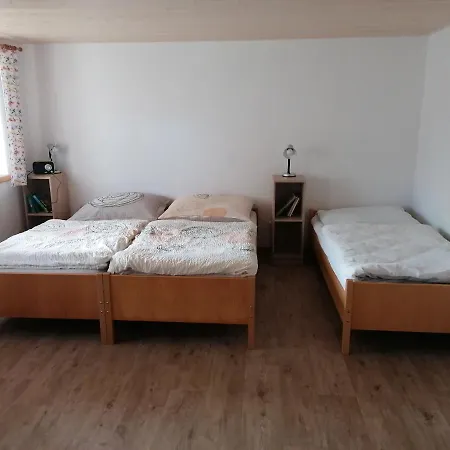 Apartman Na Statku Jilovice Exterior photo